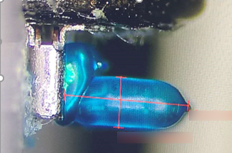 2022.08.19 纽扣电池接触点  点UV胶-：.png